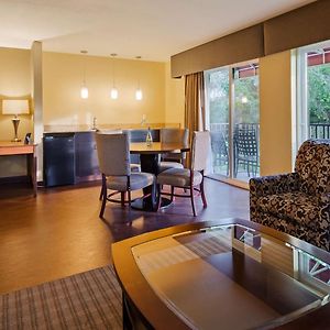 One-Bedroom King Suite Balcony Golf Course View